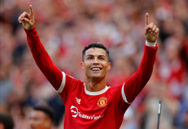 Ronaldo gửi thông điệp xúc động sau màn trở lại Old Trafford như mơ - Ảnh 1.