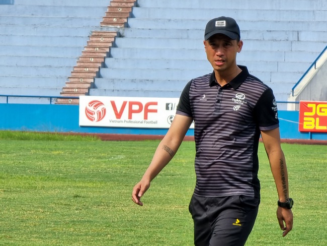 Quyết lên V.League, CLB Phú Thọ chiêu mộ cầu thủ Việt kiều - Andrey Nguyễn  - Ảnh 1.