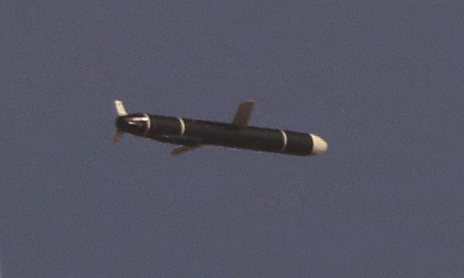 Sức mạnh &quot;tối thượng&quot; của tên lửa Triều Tiên vừa thử nghiệm - Ảnh 7.