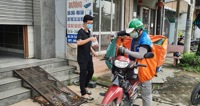 Ngày đầu “mở cửa” phục hồi kinh tế tại huyện Củ Chi: thận trọng, an toàn - Ảnh 5.