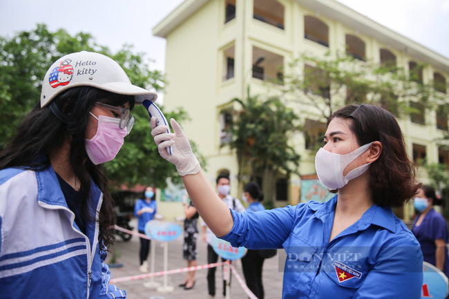 Hà Nội xây dựng 4 kịch bản dạy học, phụ huynh và trường &quot;vùng xanh&quot; mong mỏi ngày đi học lại - Ảnh 1.