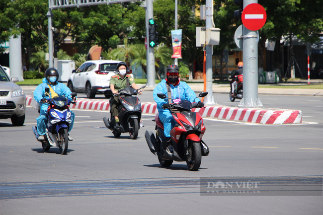 Đà Nẵng hết &quot;bất động&quot; trong sau 20 ngày &quot;ai ở đâu thì ở đó&quot; - Ảnh 1.