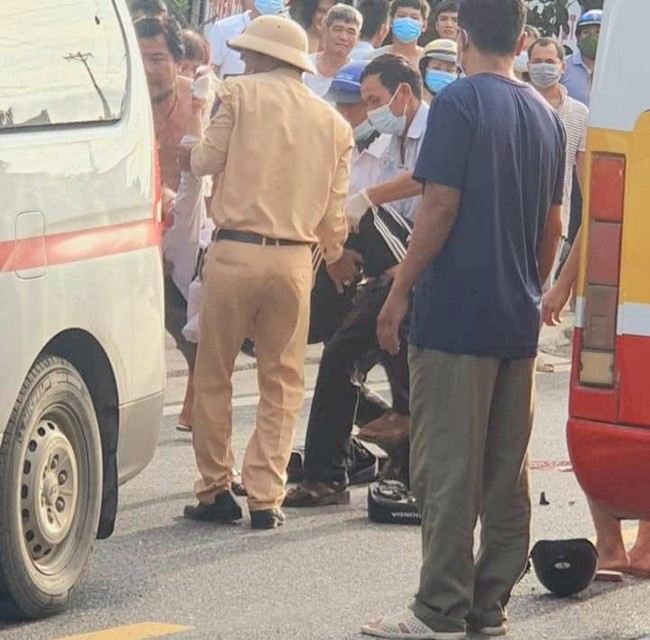 Ninh Bình: Ngày đầu đến trường, hai học sinh bị tai nạn thương vong - Ảnh 2.