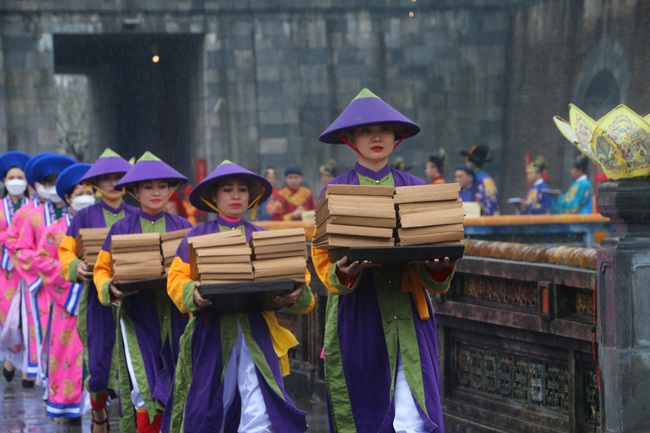 Thừa Thiên Huế tổ chức chuỗi lễ hội trong suốt bốn mùa năm 2022 - Ảnh 2.