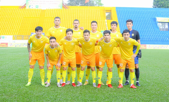 Sở hữu 3 tây 1 nhập tịch, CLB Nam Định quyết tâm tiến xa tại V.League 2022 - Ảnh 4.