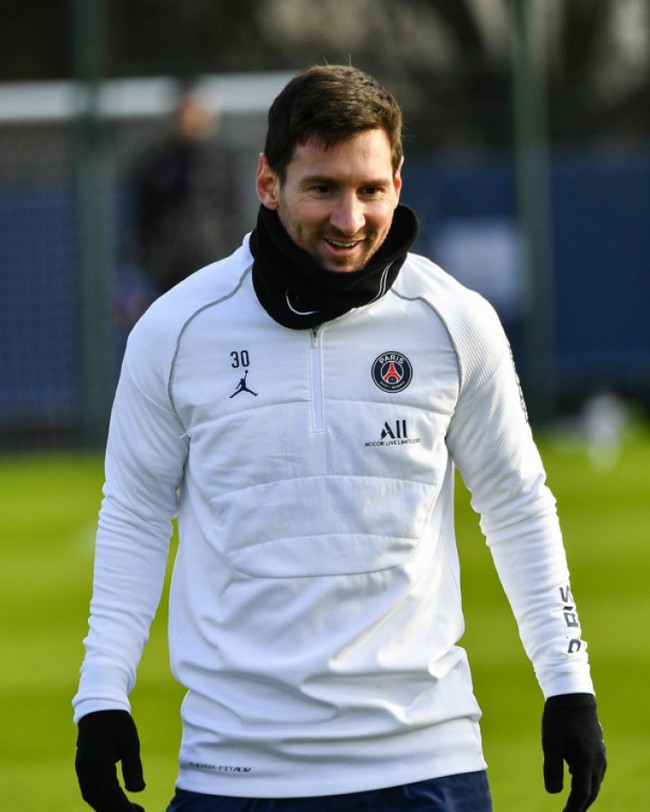 Messi tái xuất, PSG lại đón hung tin về Mbappe - Ảnh 1.