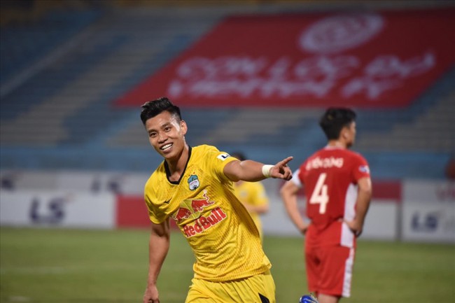5 cầu thủ Việt Nam từ chối xuất ngoại nhận lương &quot;khủng&quot; vì... V.League - Ảnh 2.