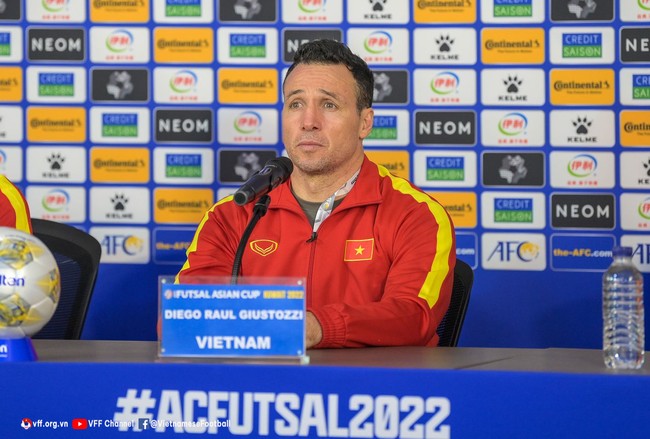 Diego Giustozzi: Tân HLV ĐT futsal Việt Nam tại VCK futsal châu Á là ai? - Ảnh 2.