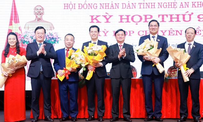 Nghệ An: Bầu bổ sung hai Phó chủ tịch UBND tỉnh - Ảnh 4.