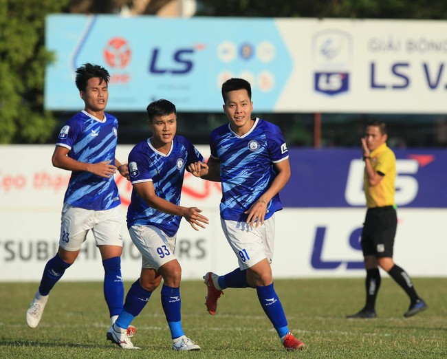 Thắng đậm Phù Đổng, CLB Khánh Hòa sáng cửa lên chơi tại V.League 2023 - Ảnh 1.