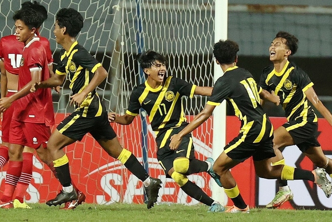 Malaysia triệt tiêu cơ hội đoạt &quot;vé vớt&quot; của U17 Indonesia? - Ảnh 1.