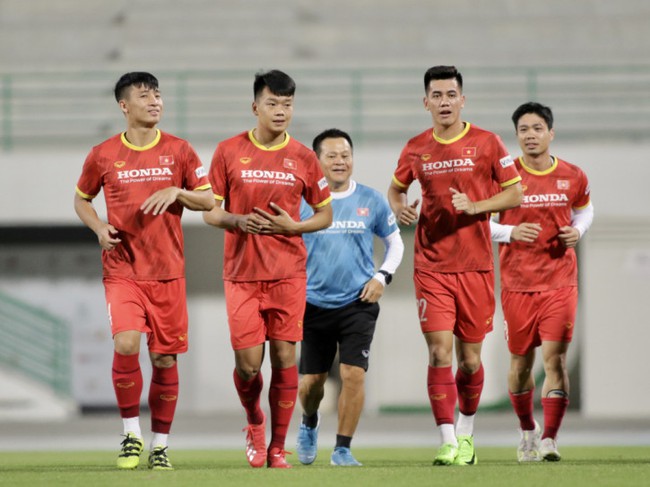 Dàn sao bóng đá Việt phản ứng khi HLV Park Hang-seo quyết định chia tay - Ảnh 1.