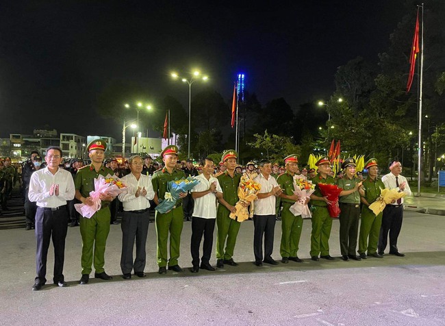 Công an Đồng Nai tung “quả đấm thép” truy quét tội phạm đường phố - Ảnh 3.