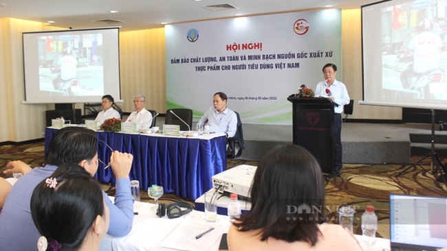 Hội nghị Đảm bảo chất lượng, an toàn thực phẩm và minh bạch nguồn gốc xuất xứ thực phẩm cho người tiêu dùng Việt Nam, tổ chức ngày 18/10, tại TP.HCM. Ảnh: Nguyên Vỹ