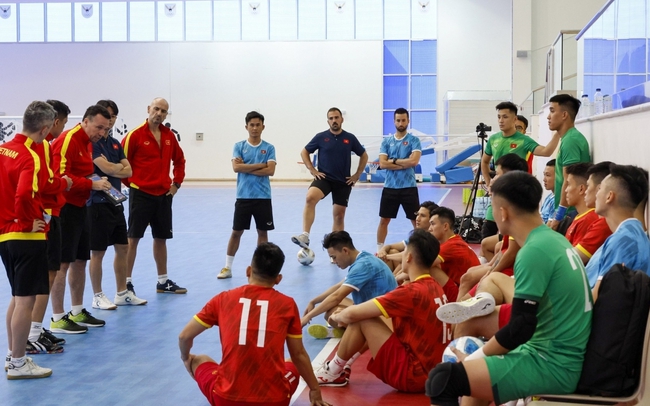 &quot;Futsal Việt Nam hoàn toàn tự tin sẽ tạo bất ngờ trước Nhật Bản&quot; - Ảnh 2.