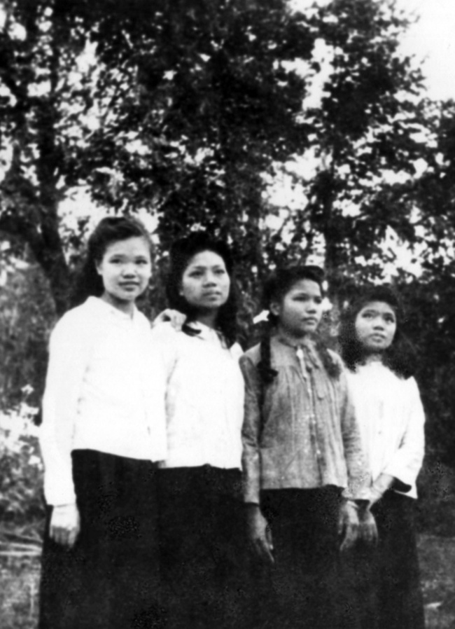 Những bức ảnh quý về một gia đình đại trí thức ở Việt Nam - Ảnh 4.