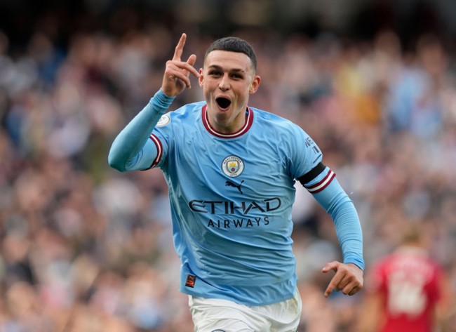 Haaland và Foden lập hat-trick, Man City hủy diệt M.U - Ảnh 1.