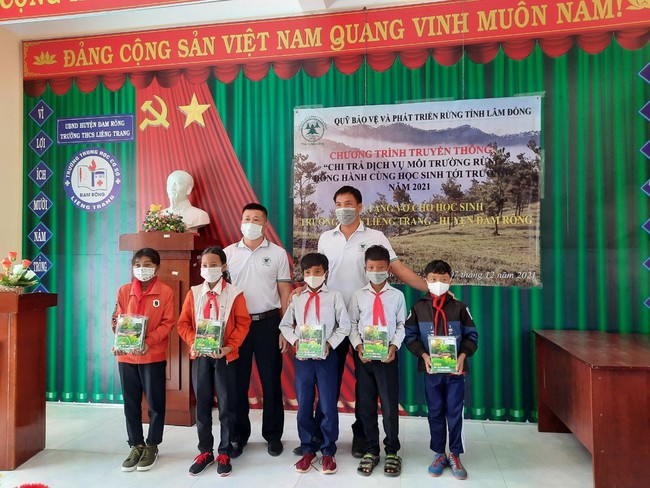 Thực hiện chi trả dịch vụ môi trường rừng ở Lâm Đồng: Rừng được giữ yên, người dân thêm sinh kế  - Ảnh 1.