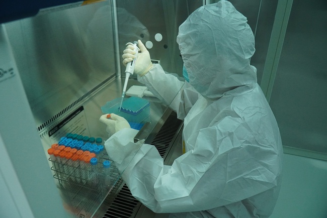 Xuất hiện ca nhiễm virus chủng A/H5: Hàng loạt biện pháp chống cúm gia cầm  - Ảnh 1.