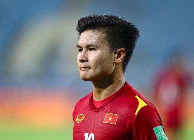 Quang Hải chịu thiệt thòi vì khoác áo Pau FC - Ảnh 1.