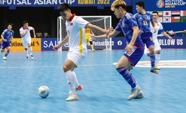 Đoạt vé tứ kết, ĐT futsal Việt Nam nhận thưởng lớn - Ảnh 1.