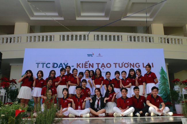 “TTC Day - Kiến tạo tương lai”: Cơ hội cho sinh viên - học sinh Yersin Đà Lạt - Ảnh 1.