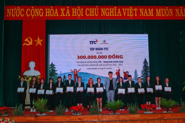 “TTC Day - Kiến tạo tương lai”: Cơ hội cho sinh viên - học sinh Yersin Đà Lạt - Ảnh 3.