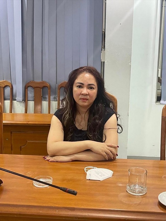 Vụ án bà Nguyễn Phương Hằng: Công an tỉnh Bình Dương đã chuyển hồ sơ cho Công an TP.HCM - Ảnh 1.