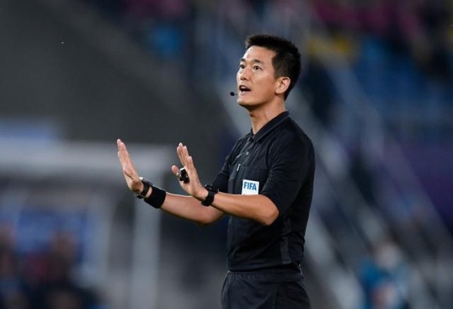 Trọng tài World Cup cầm còi “chung kết ngược” Nam Định vs Sài Gòn FC  - Ảnh 1.