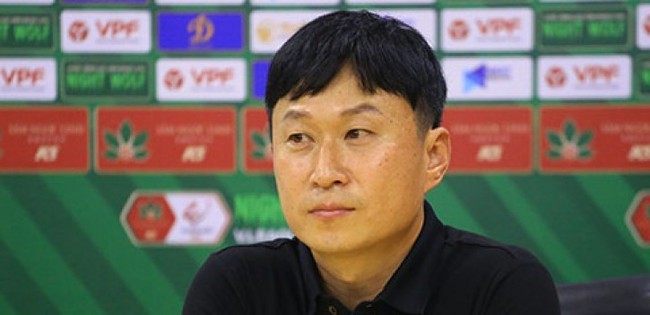 HLV Chun Jae-ho chia tay Hà Nội FC, dẫn dắt ĐT Việt Nam? - Ảnh 2.