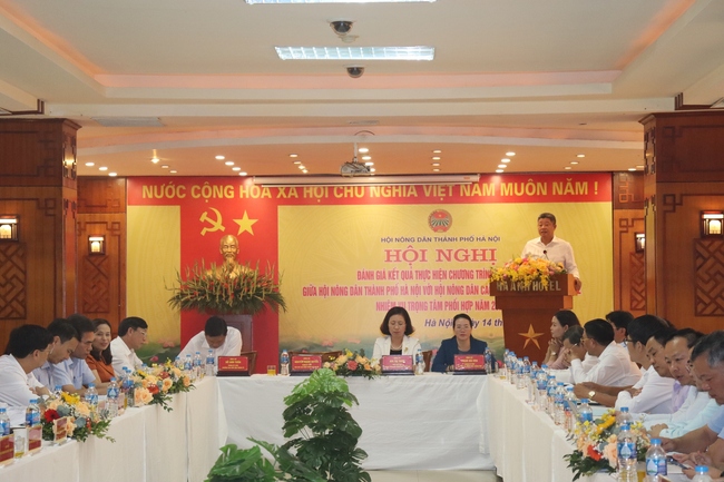 Hội Nông dân TP Hà Nội và Hội Nông dân 32 tỉnh, thành đẩy mạnh tiêu thụ, làm thương hiệu cho nông sản  - Ảnh 4.