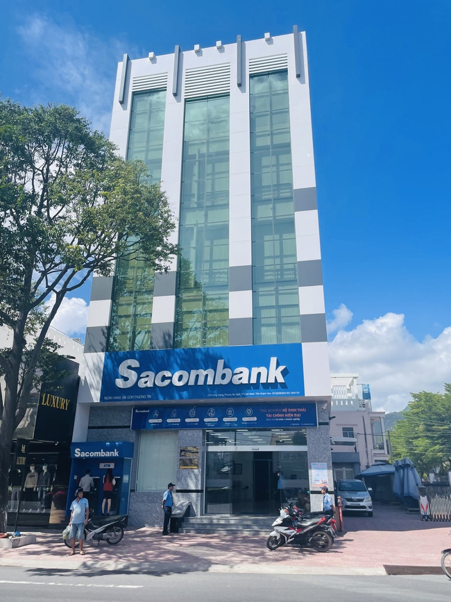 Sacombank cam kết đảm bảo quyền lợi hợp pháp của khách hàng tại PGD Cam Ranh Khánh Hòa - Ảnh 1.