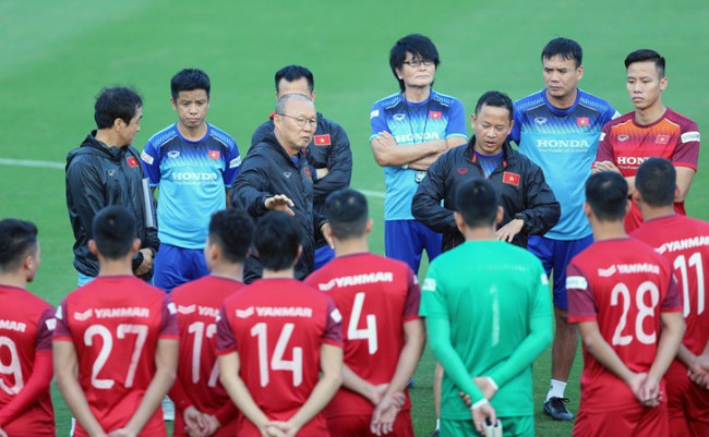 8 gương mặt bị loại khỏi ĐT Việt Nam trước AFF Cup 2022 gồm những ai? - Ảnh 1.