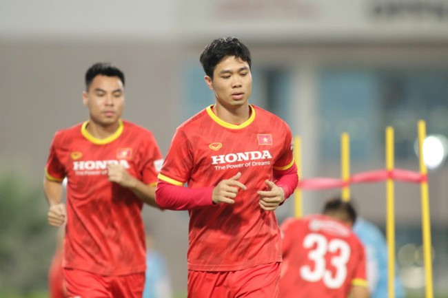 Lộ diện “quân bài tẩy” của HLV Park Hang-seo tại AFF Cup 2022 - Ảnh 2.