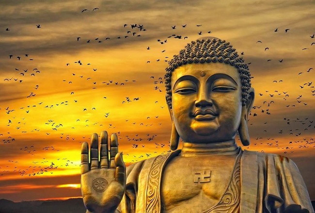 Hãy chiêm ngưỡng hình ảnh của Đức Phật, người đã làm nên tín ngưỡng Phật Giáo với triết lý yêu thương và sự hoàn thiện bản thân. Hi vọng sẽ mang lại cho bạn những giây phút thanh tịnh và tĩnh lặng trong tâm hồn.