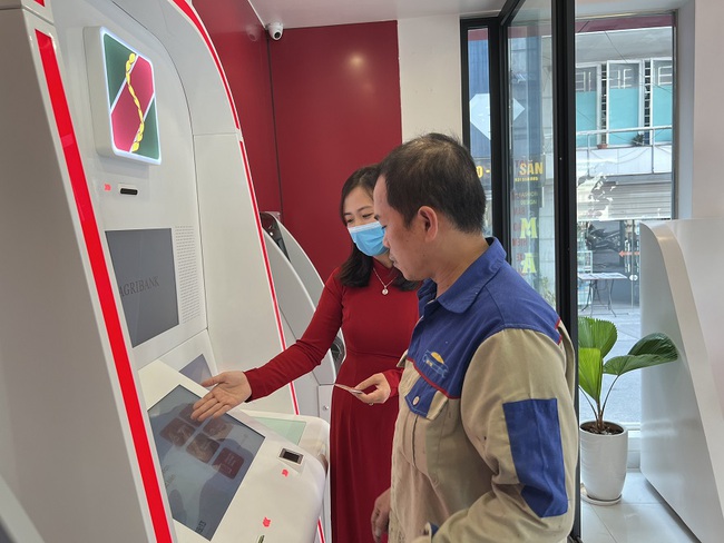 Ngân hàng số Agribank tiến tới “phủ sóng” địa bàn cả nước - Ảnh 2. Ngân hàng số Agribank tiến tới “phủ sóng” địa bàn cả nước - Ảnh 2.