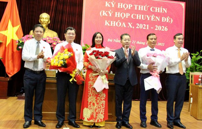 Đà Nẵng có 2 tân Phó chủ tịch HĐND thành phố, một người sẽ được bầu vào Ban Thường vụ Thành ủy - Ảnh 2.