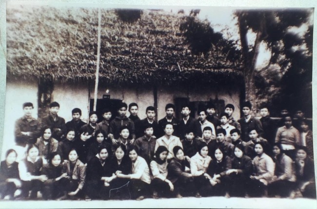 Ký ức lần đầu xem tivi của học sinh Hà Nội những năm 1970 - Ảnh 1.