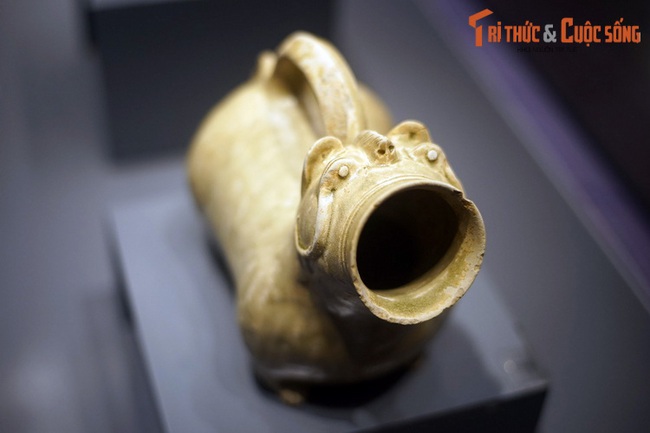 Soi vật dụng lạ lùng dành cho quý ông Việt 2.000 năm trước - Ảnh 11.
