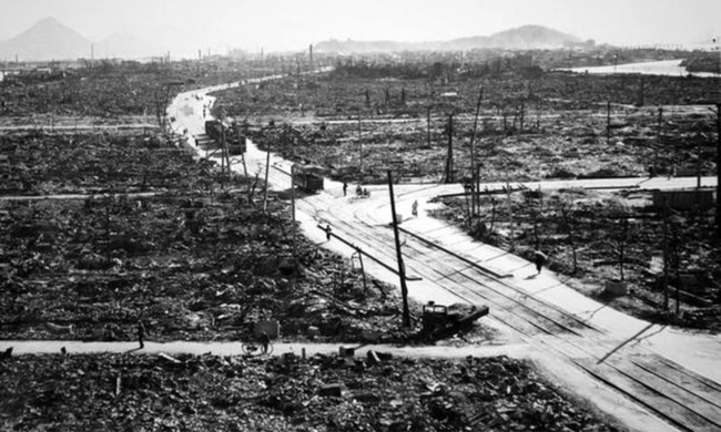 Ám ảnh khung cảnh trái ngược ở Hiroshima trước và sau khi bị ném bom - Ảnh 9.