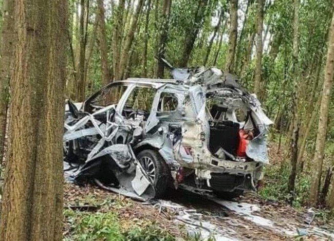 Thông tin mới vụ nổ ô tô ở rừng tràm huyện Củ Chi, tài xế không qua khỏi - Ảnh 2.