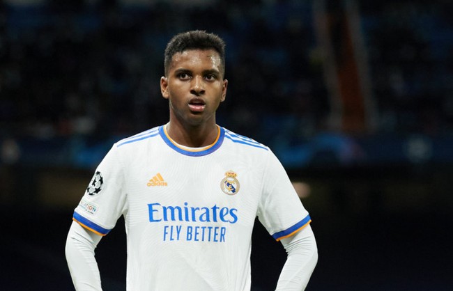 Rodrygo: Con nhà nòi, bố trạc tuổi Modric và đam mê... trượt ván - Ảnh 3.