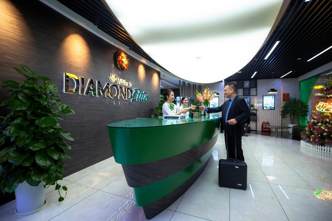 VPBank mở rộng đặc quyền phòng chờ sân bay cho khách VIP tại Đà Nẵng và TP.HCM - Ảnh 1.