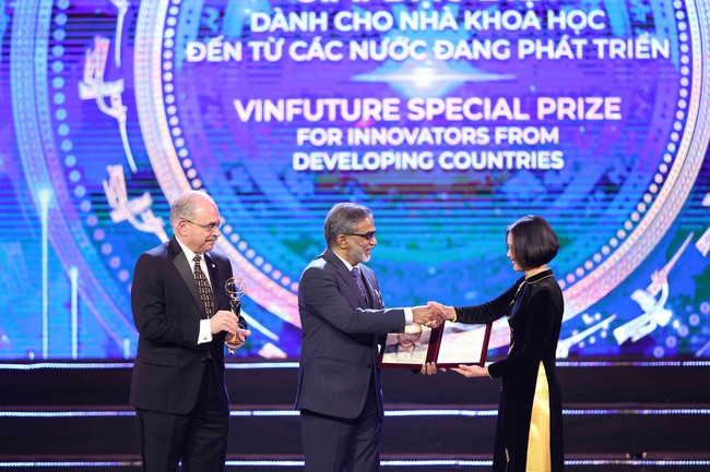 VinFuture 2022 vinh danh 4 công trình khoa học ‘Hồi sinh và tái thiết’ thế giới - Ảnh 5.