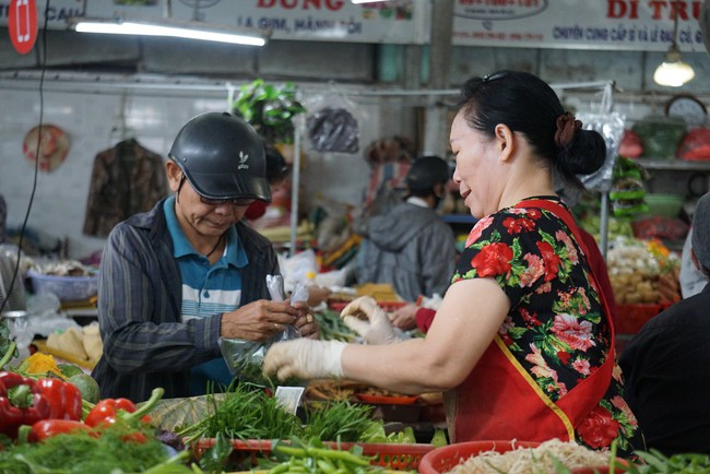 Cảnh báo người dân sau vụ phá đường dây lưu hành tiền giả hàng tỷ đồng tại Đà Nẵng - Ảnh 1.