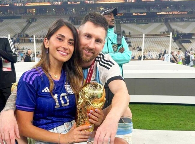 Rộ tin vợ Messi bị điều tra, FIFA tính thế nào? - Ảnh 2.