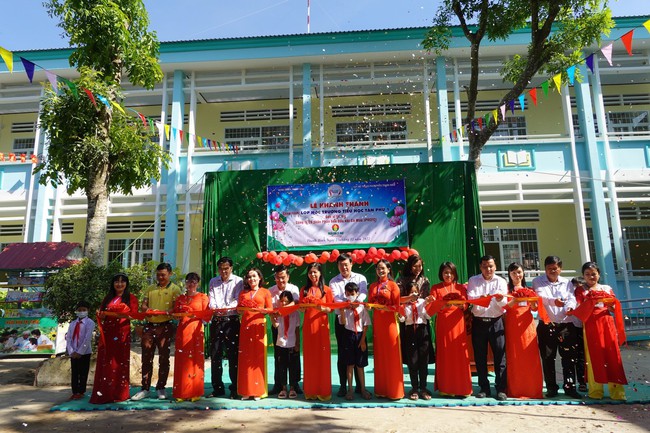 Phân bón Cà Mau khánh thành thêm 6 phòng học mới tại Đồng Tháp - Ảnh 2.