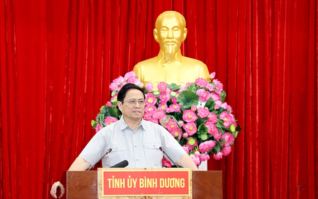 Thủ tướng Phạm Minh Chính làm việc với lãnh đạo tỉnh Bình Dương về phát triển kinh tế xã hội mới đây. Ảnh: T.L
