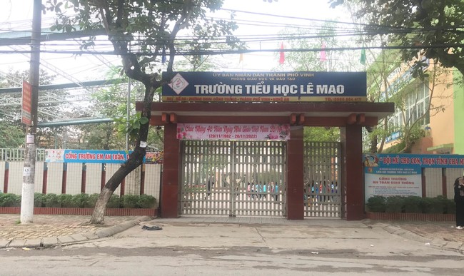 Nhiều học sinh tiểu học ở Nghệ An nhập viện nghi do hít phải khí độc từ súng đồ chơi lạ - Ảnh 1.