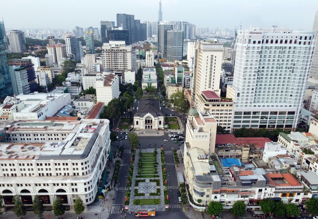 Tỷ lệ bỏ trống văn phòng cho thuê khu vực trung tâm TP.HCM tăng lên - Ảnh 3.